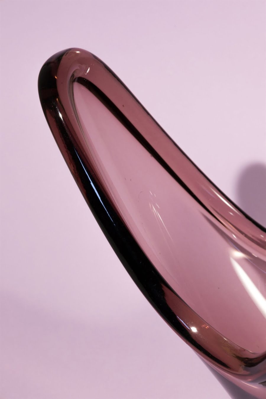 Purple art glass vintage centerpiece 60s - 70s