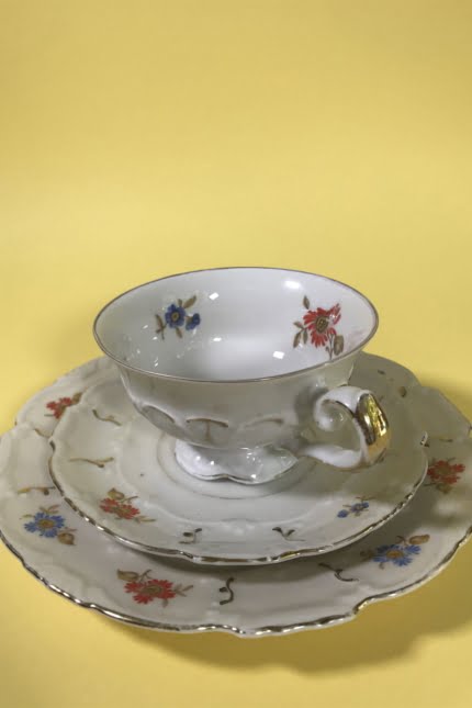 Bavarian porcelain breakfast set – blue and orange flowers