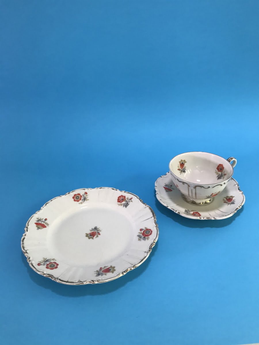Bavarian porcelain breakfast set – orange flower pattern