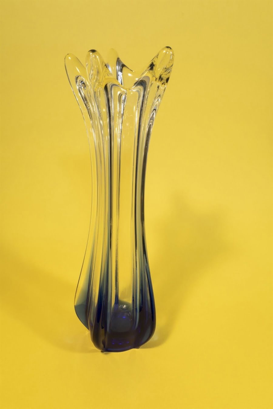 Vintage cobalt blue art glass vase 60s Vintage cobalt blue art glass vase 60s