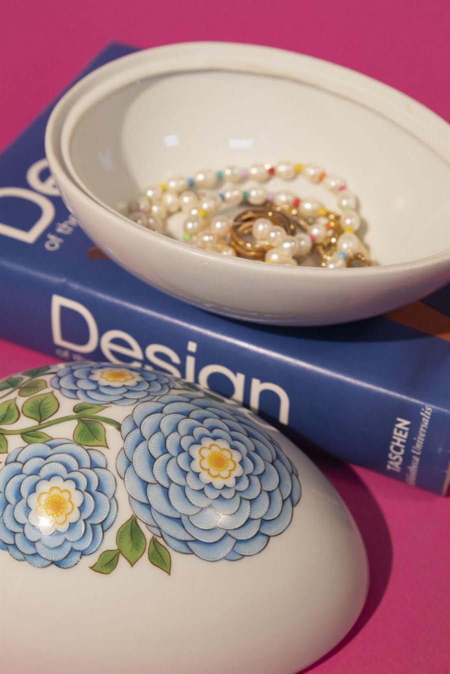 Vintage porcelain egg shaped box