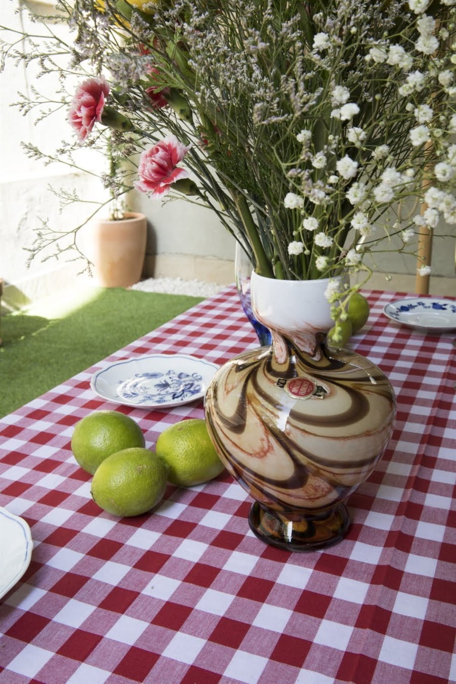 Italian opaline vase 1 Vintage Italian opaline vase - Image 2