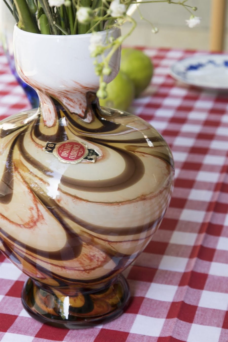 Italian opaline vase 2 Vintage Italian opaline vase - Image 5