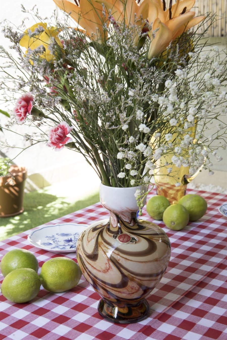 Italian opaline vase 4 Vintage Italian opaline vase - Image 1