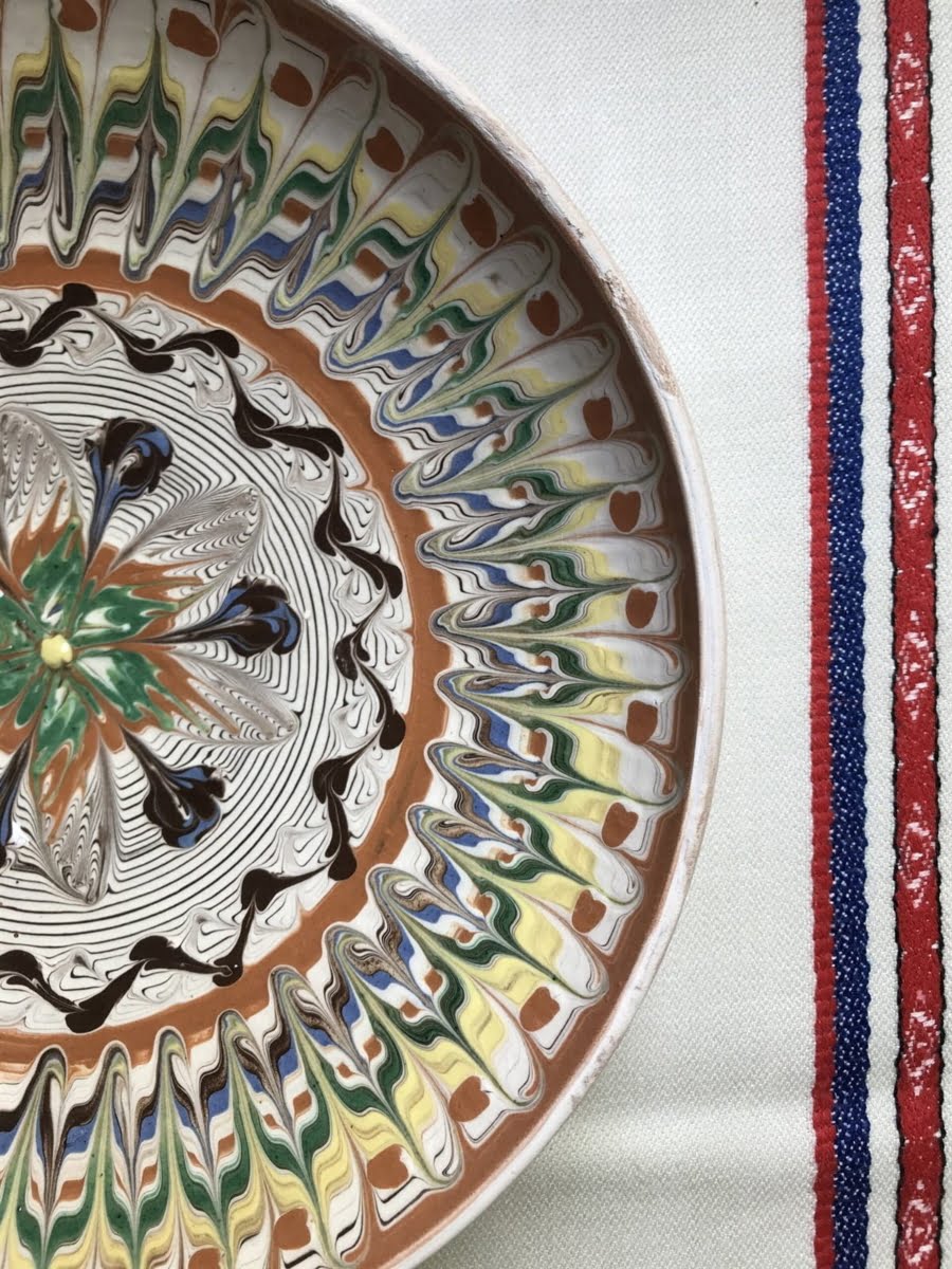 Horezu handmade ceramic plate