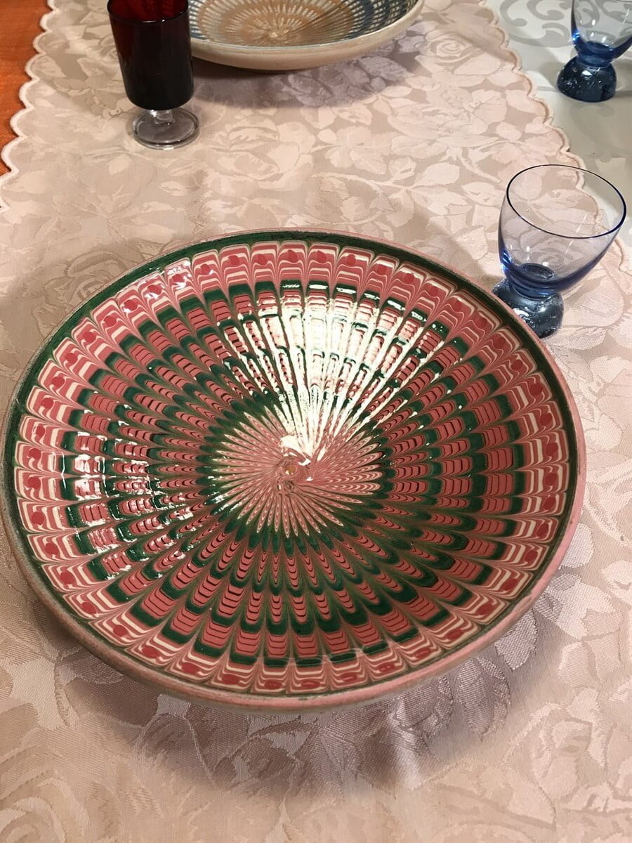 Think pink artisanal plate Think pink artisanal plate