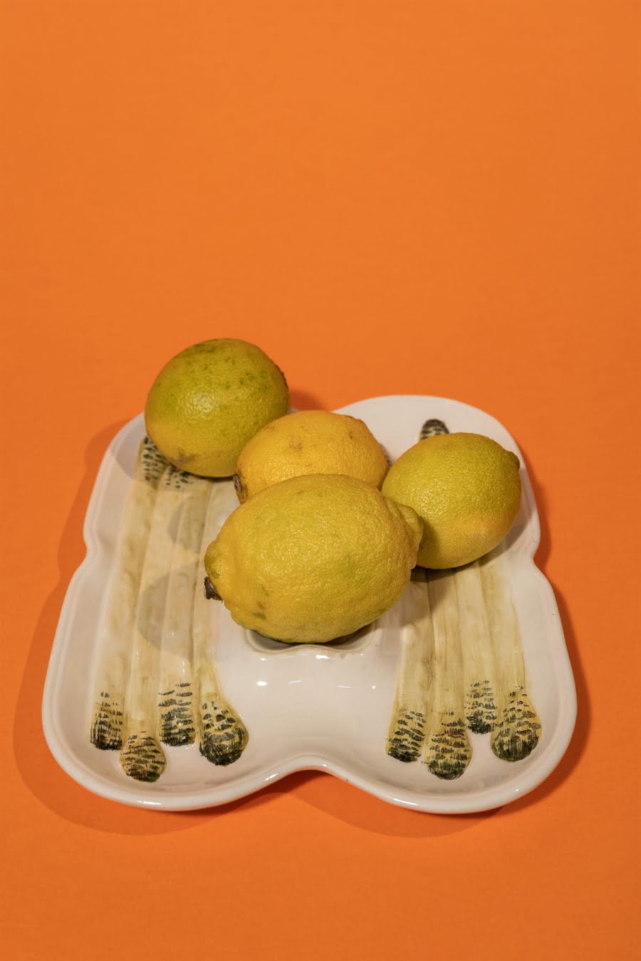 Italian asparagus porcelain plater