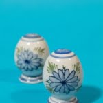 deep blue flowers salt and pepper shakers