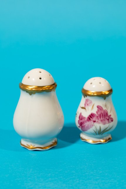 salt & pepper shaker set