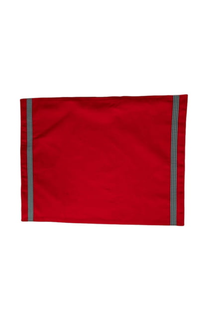 red placemat