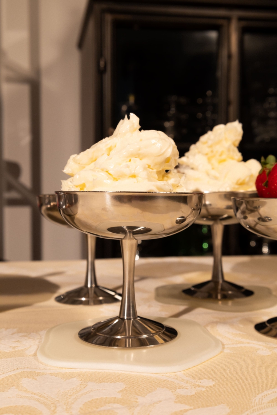 italian dessert coupe